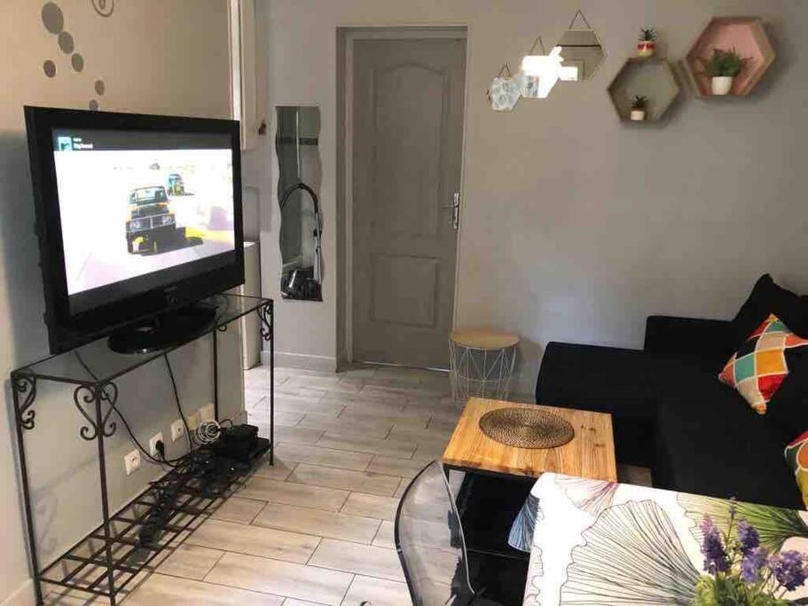 Charmant Appartement 2 Pieces A 7 Mn De Paris Aubervilliers Exterior foto